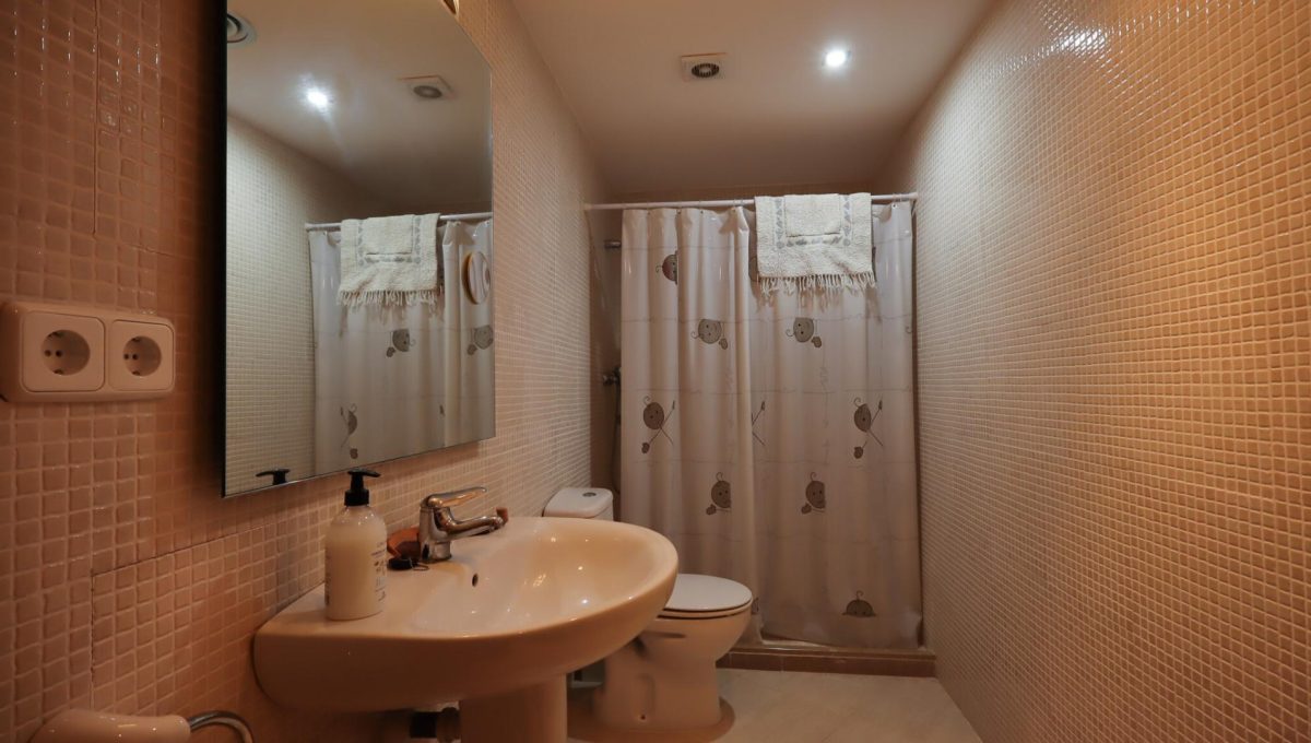 115115875_2bd62ba5f2f1f0e3805e0f087c5ab4de