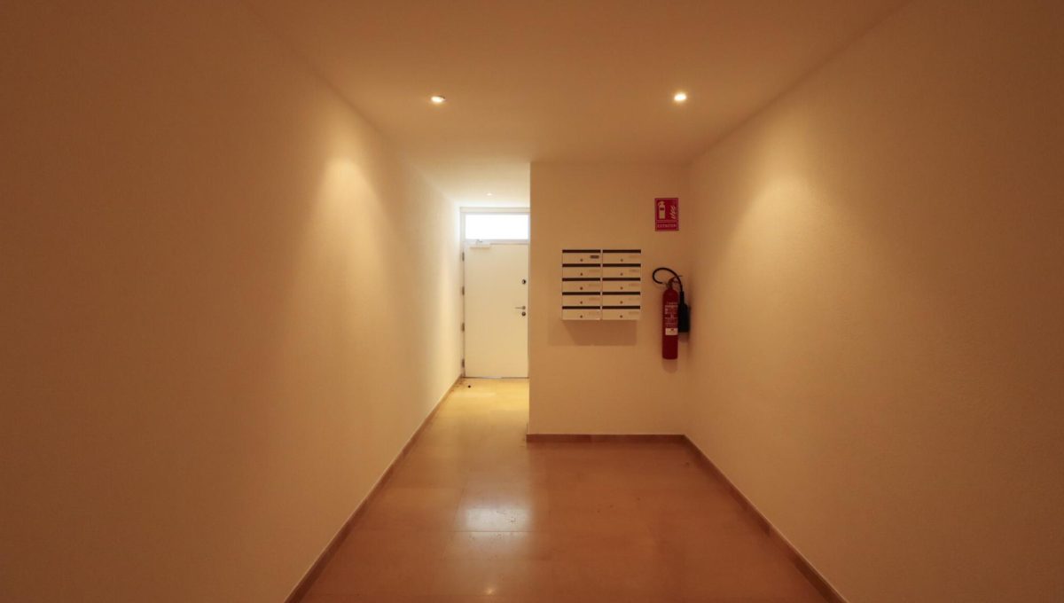 115115875_7be3afd708964395bb9b39a958321ce7