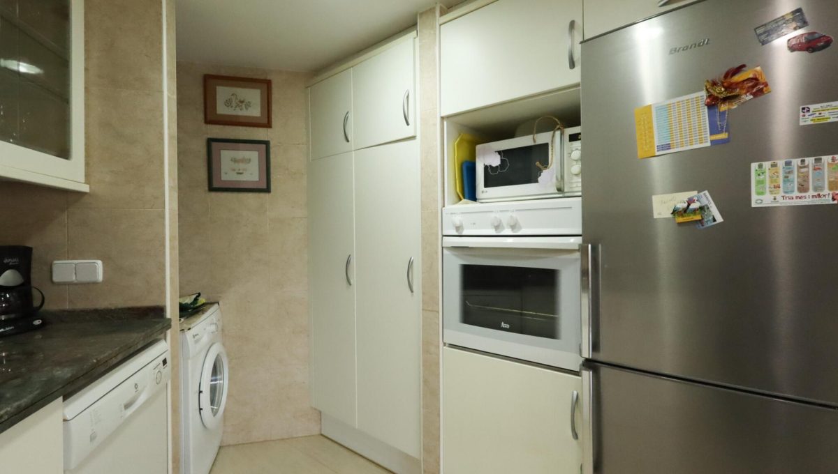 115115875_9e4fba794d5a7e67c6d44c066b5f2023