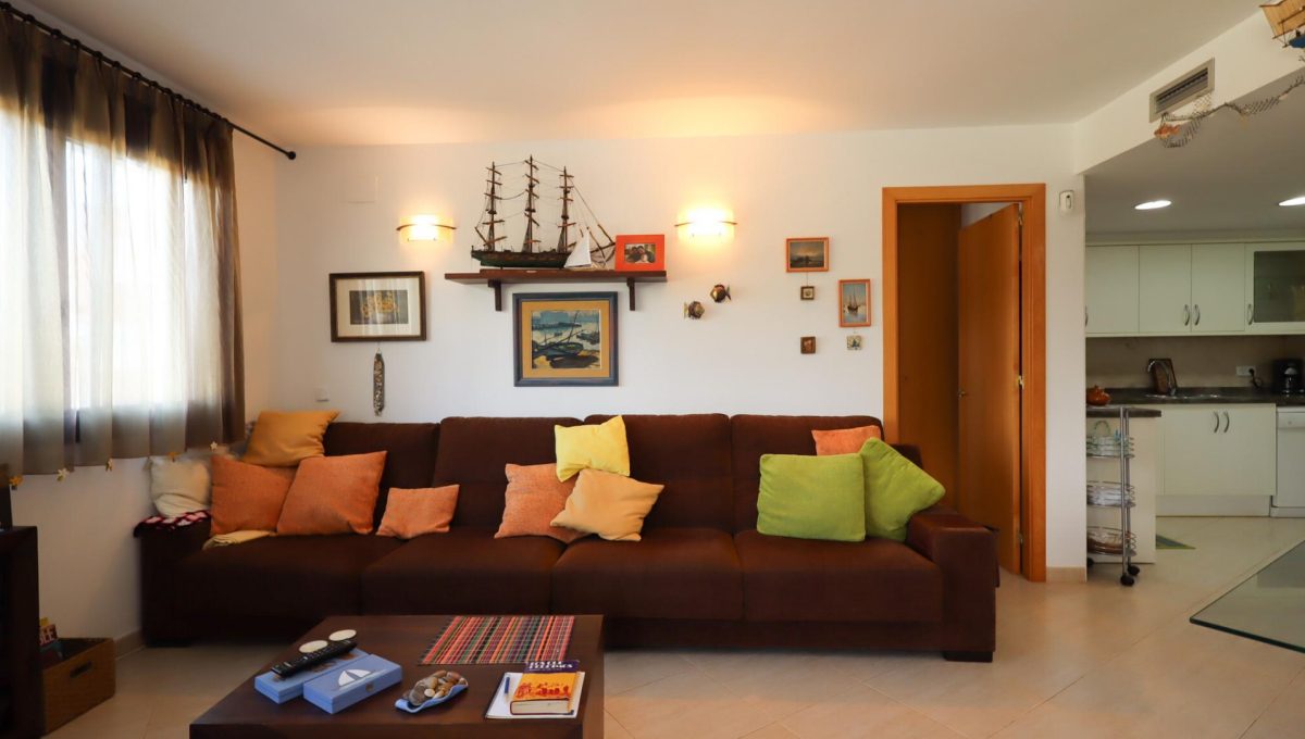 115115875_e3fbf6747c33e0d73aab7d8d02903235