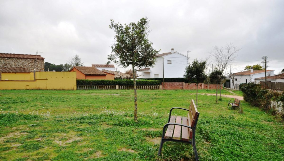 139842702_9cd6dce12b52b85f070b320aed6d9be1