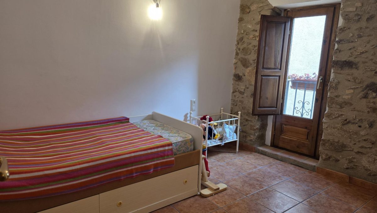 153893692_1375697ab19402c57891c955f9095c33