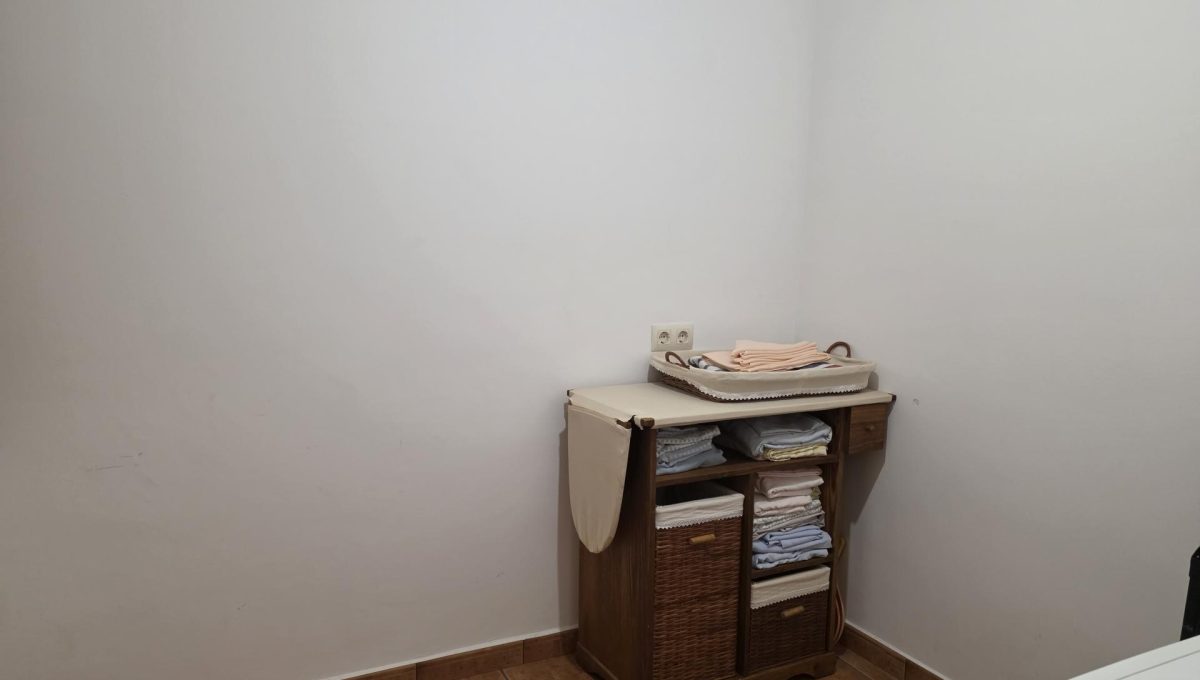 153893692_4e031859784ae558297f324a95445314