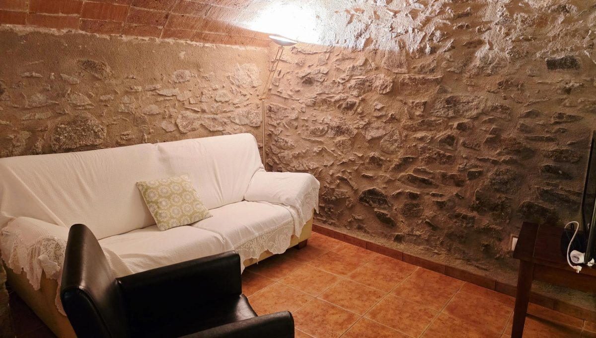 153893692_771caa845233b027600728bf9d54879c