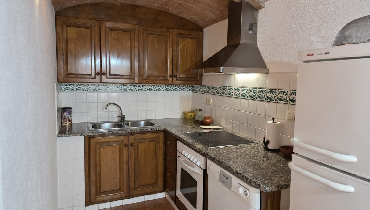 153893692_843756eff60f117f3ea1a18f1373d361