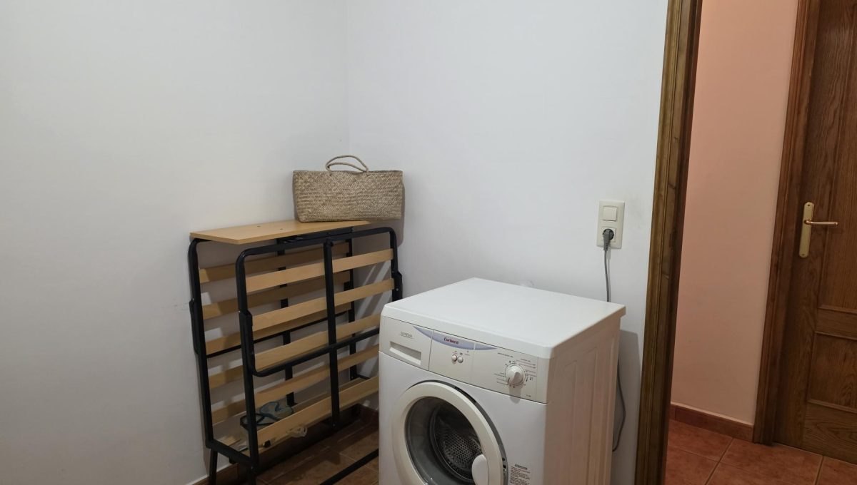 153893692_9113f3f14d883bc9e2a077a673a1395a