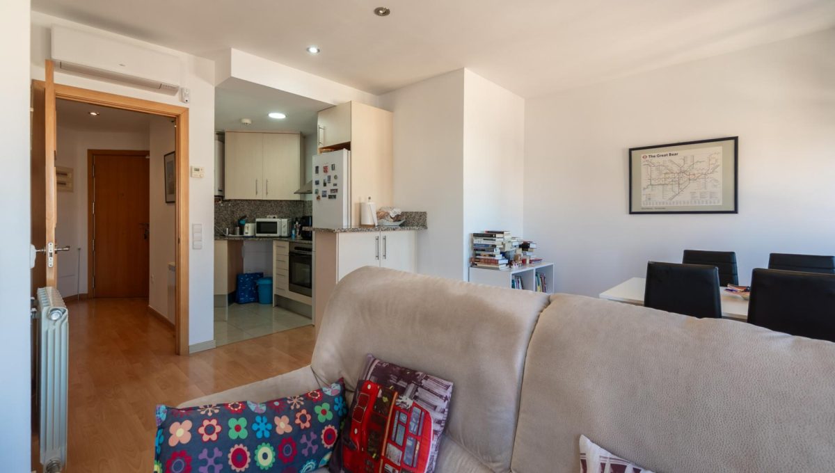 183841224_9842387ea93ea7f8704a1d43fbe32e89