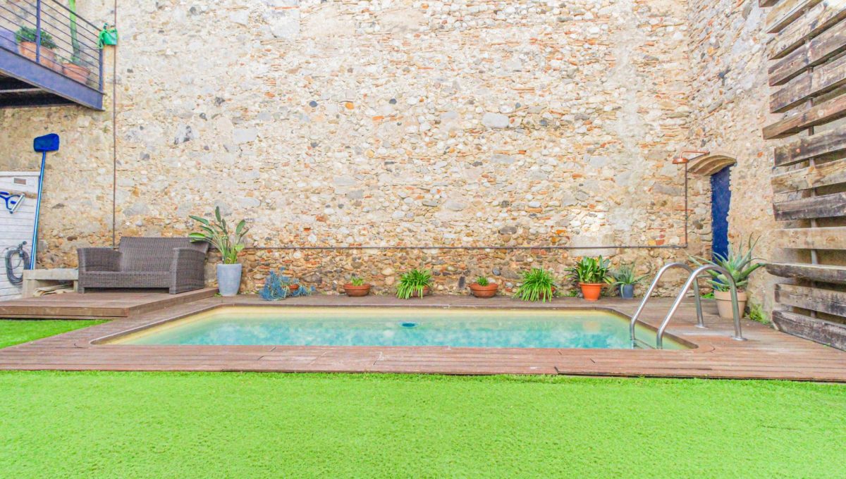 315289632_efe3b83bbdae69f1cda395d55210fe5b