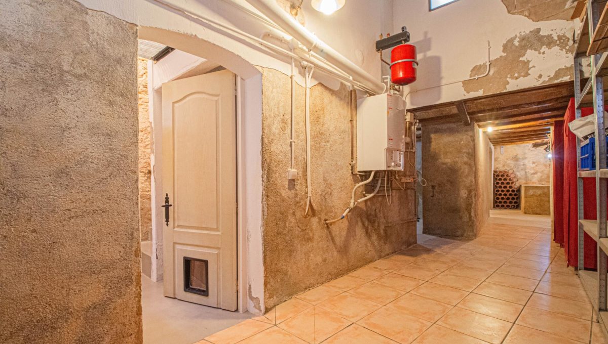 366976485_55f2866565b81af3ffa389e38122a1ac