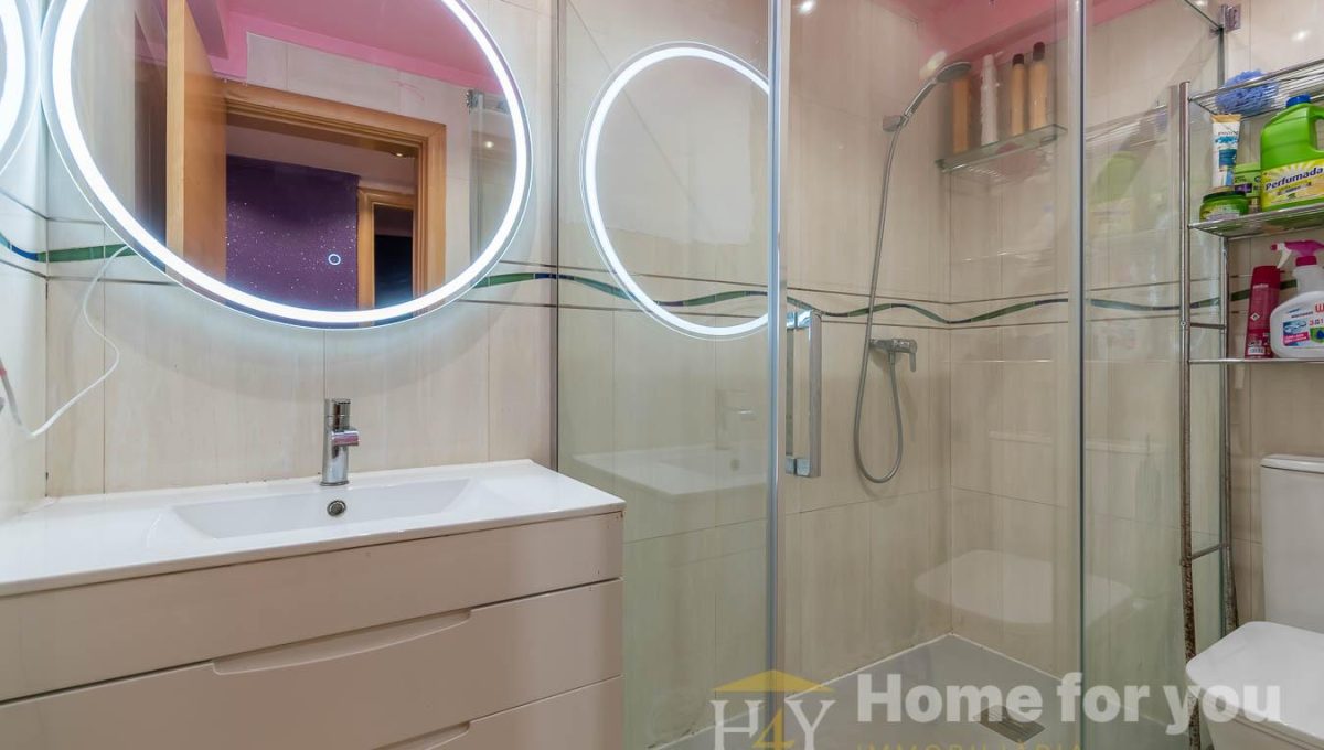 572321807_84be2721ab674d8cc8c3a79fdeeb907b