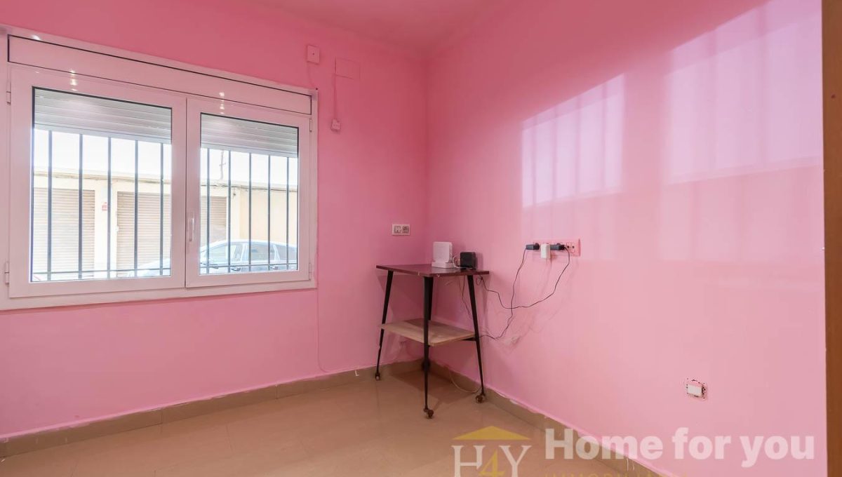 572321807_902853a02e9b3be79e80c4050a19d70a