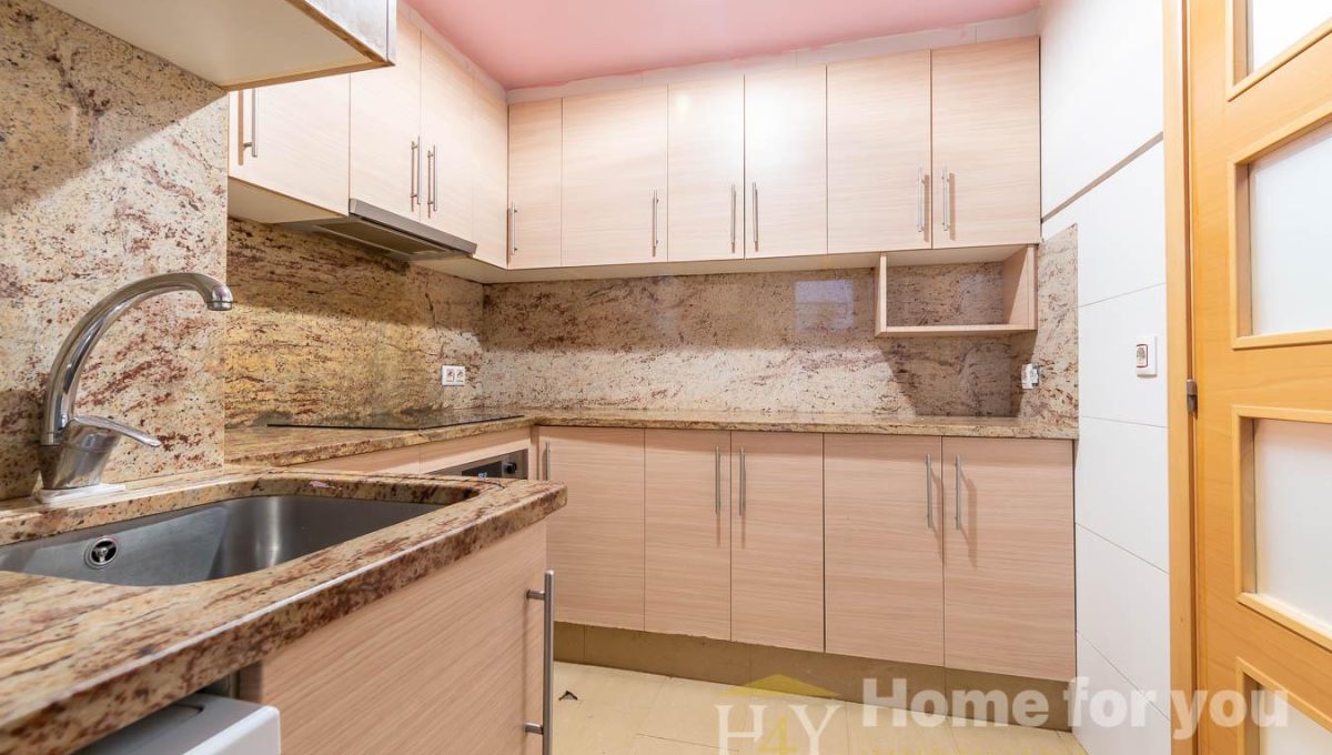 572321807_c946d813aa77006444609e9afb0b59fc