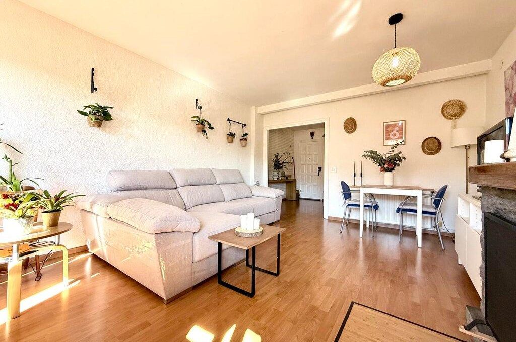 794465549_bb49505a240866ab181f9fbfd4e8f618