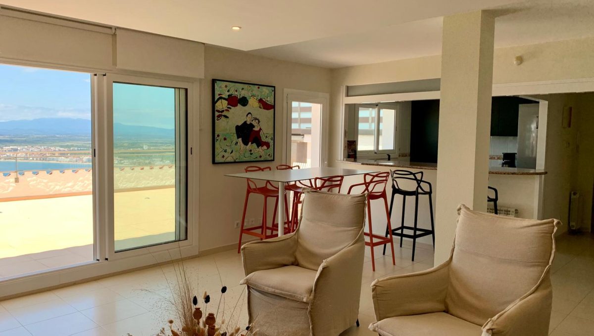 880452162_0b320fb70a5bbcf46e303c7e64f0b21a