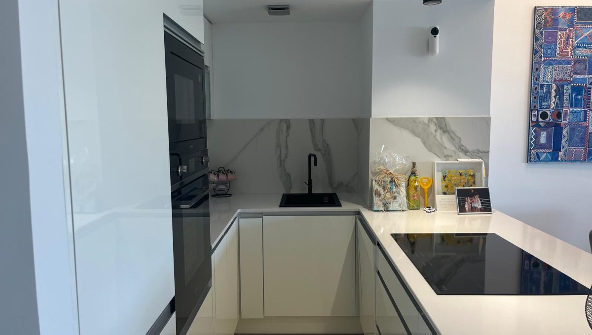 884801624_03170972342794e92a326350ce6450d3