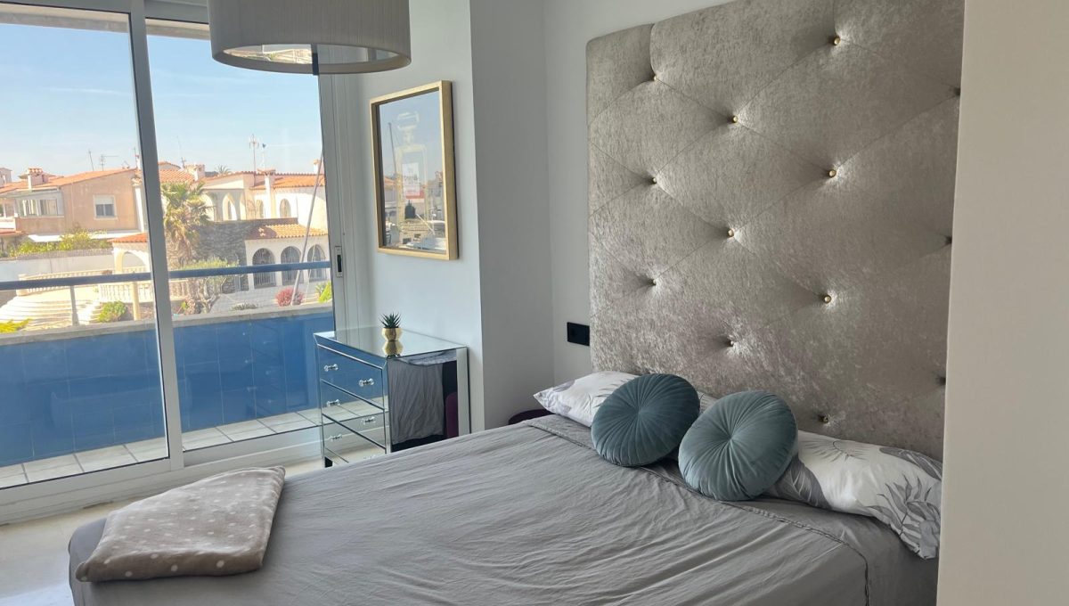 884801624_d15df021ddf8502f44e18a8bd34ded20